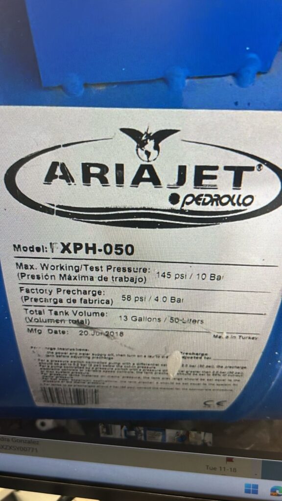 56b32903-55da-40cd-a332-1c0985951a2e (1)